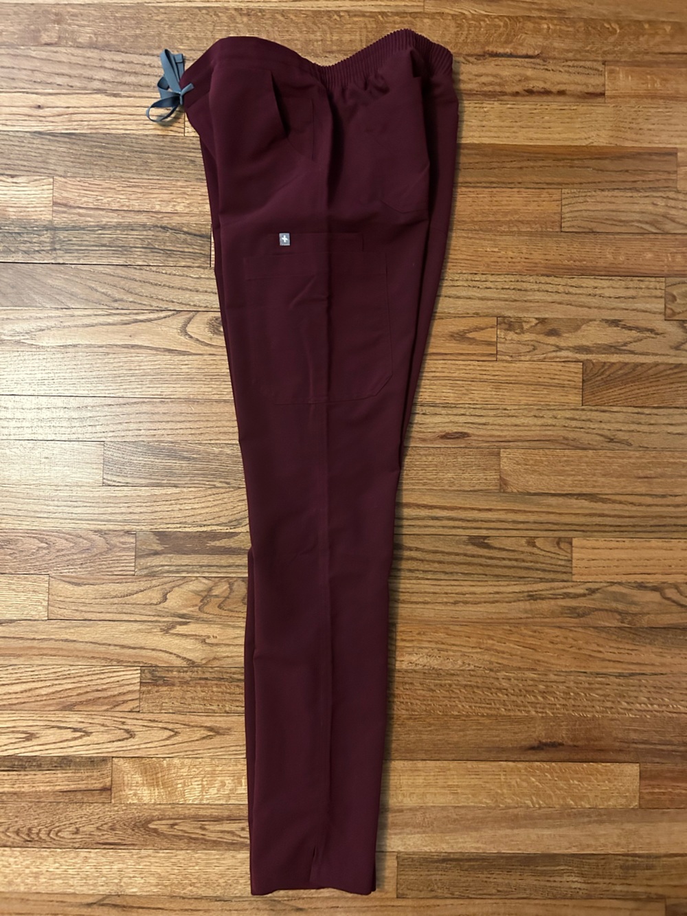 FIGS Women's Burgundy Yola Tall Skinny Scrub Pants - Picture 4 of 8
